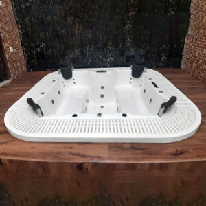 Indoor Spa Designed for Families | Heavy Duty Acrylic Spa | ISP 1010